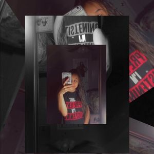 Meet your Posher, Isabel